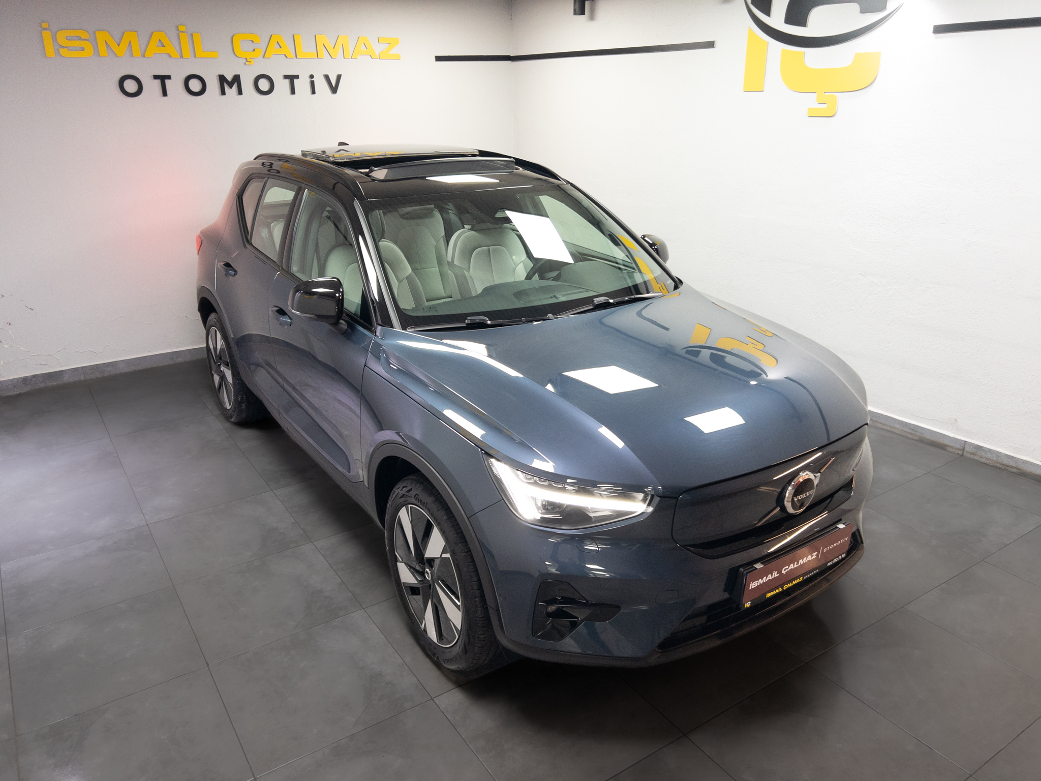 İkinci El VOLVO EX40 2025, 2. El VOLVO EX40 Fiyat Listesi