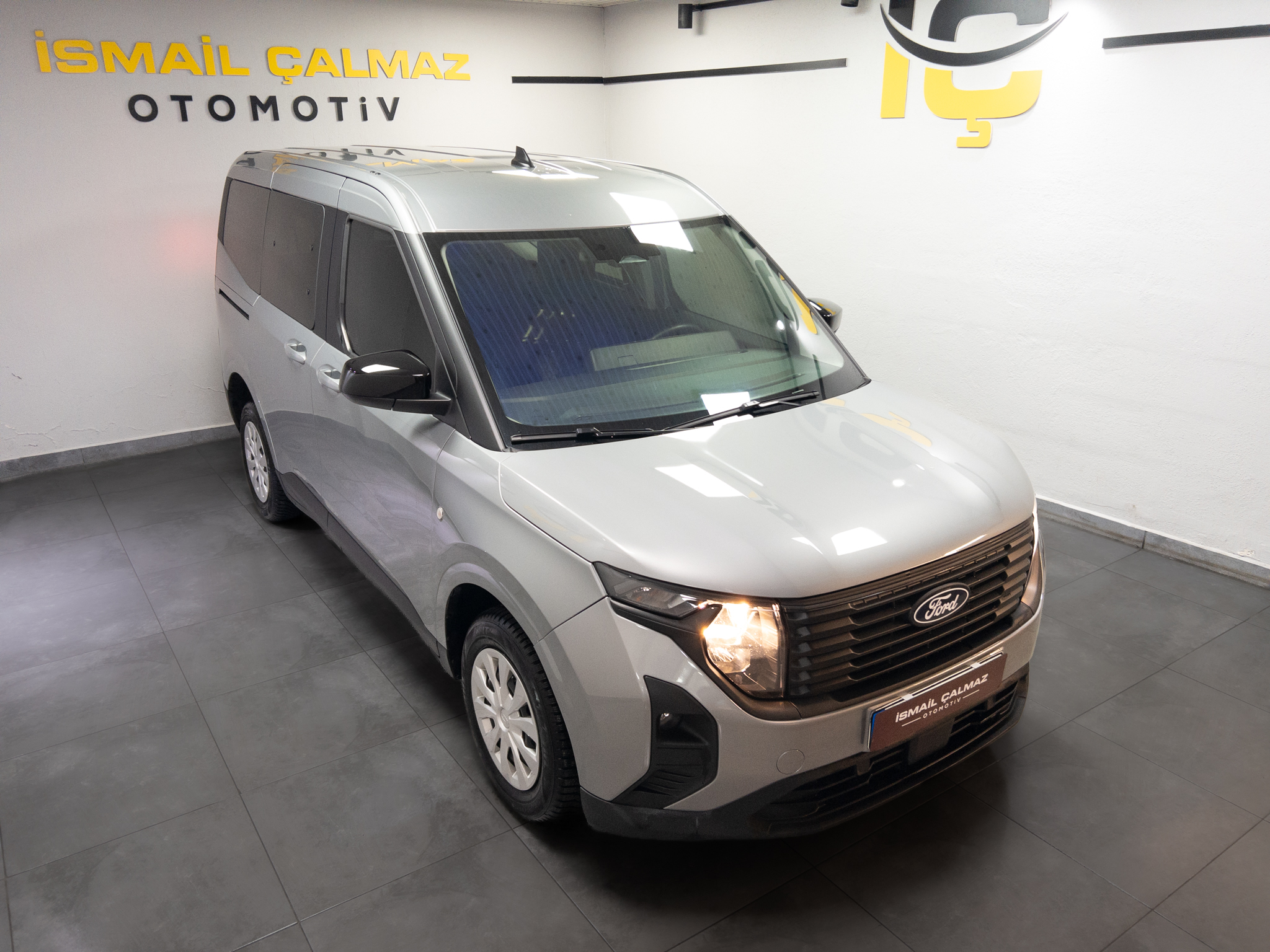 İkinci El FORD TOURNEO COURİER 2024, 2. El FORD TOURNEO COURİER Fiyat Listesi