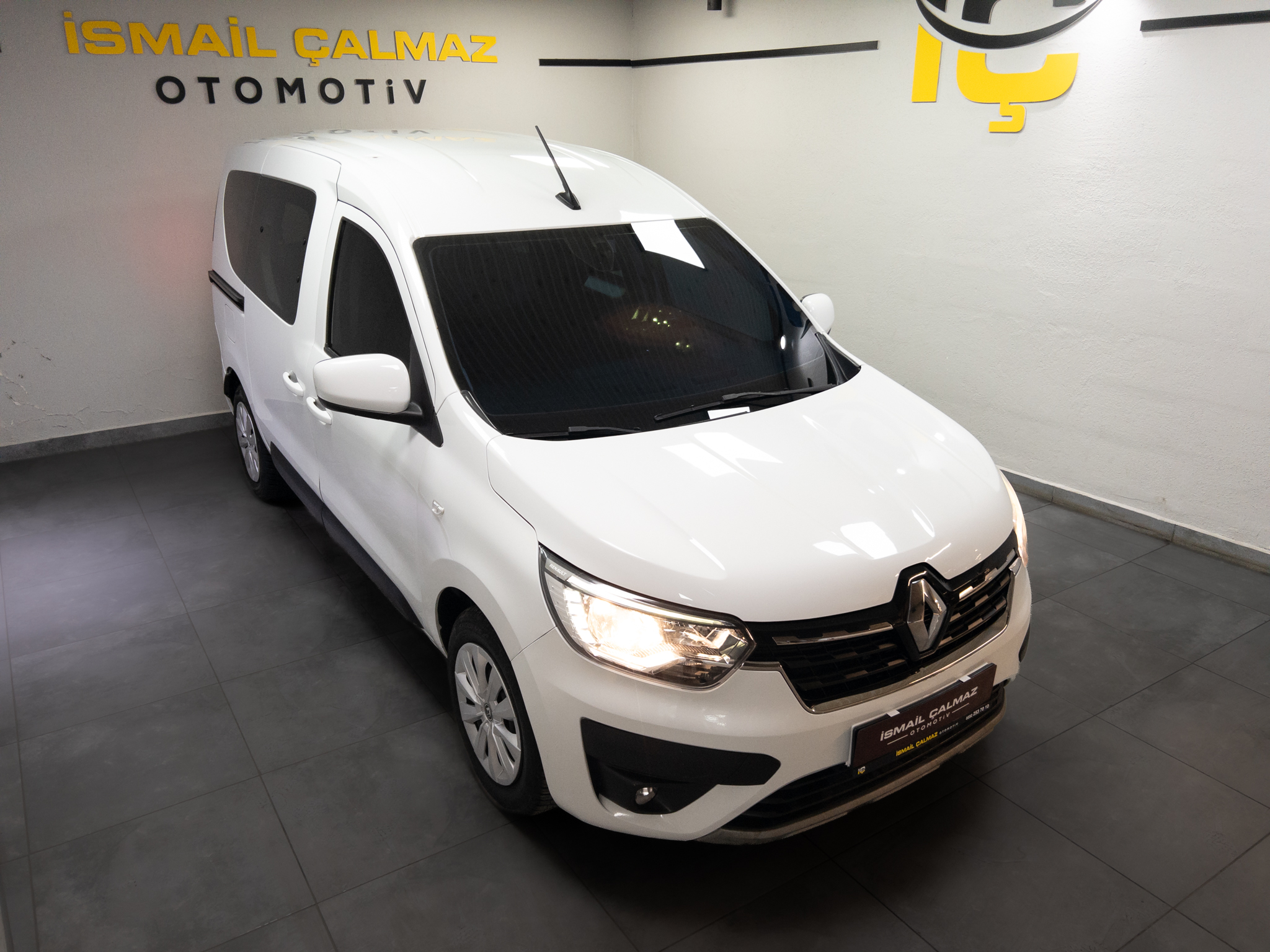 İkinci El RENAULT EXPRESS 2022, 2. El RENAULT EXPRESS Fiyat Listesi