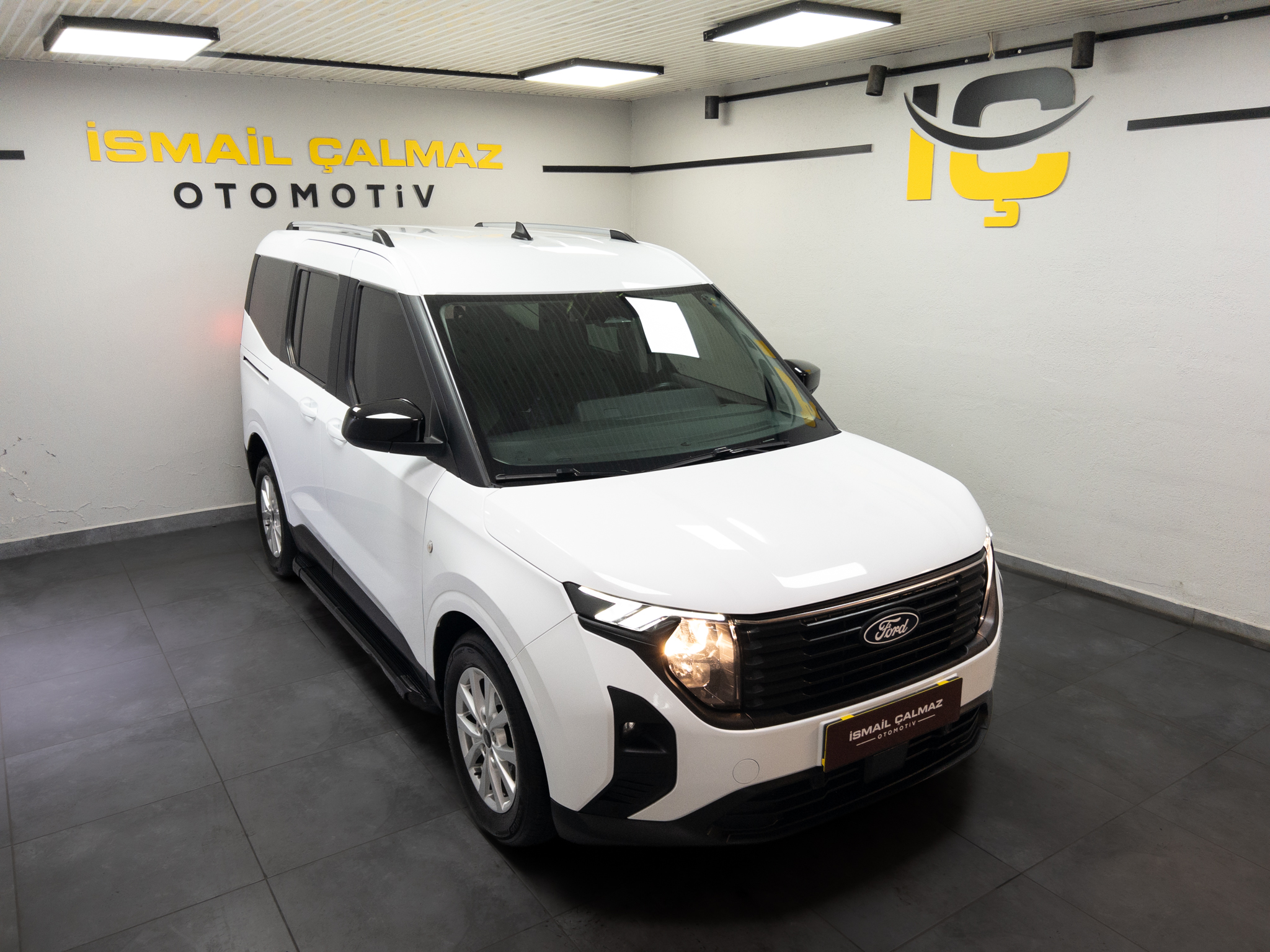 İkinci El FORD TOURNEO COURİER 2024, 2. El FORD TOURNEO COURİER Fiyat Listesi