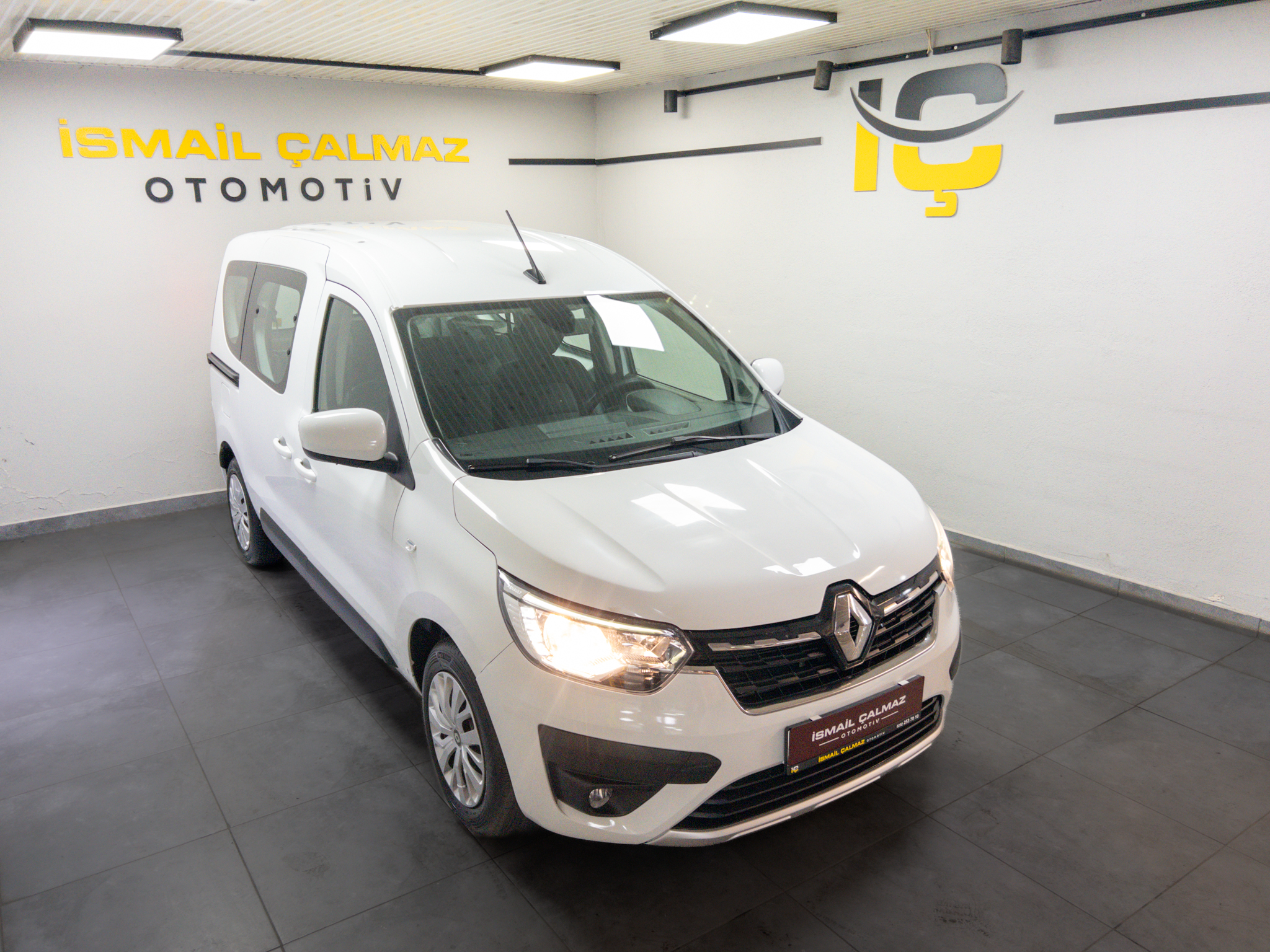 İkinci El RENAULT EXPRESS 2022, 2. El RENAULT EXPRESS Fiyat Listesi