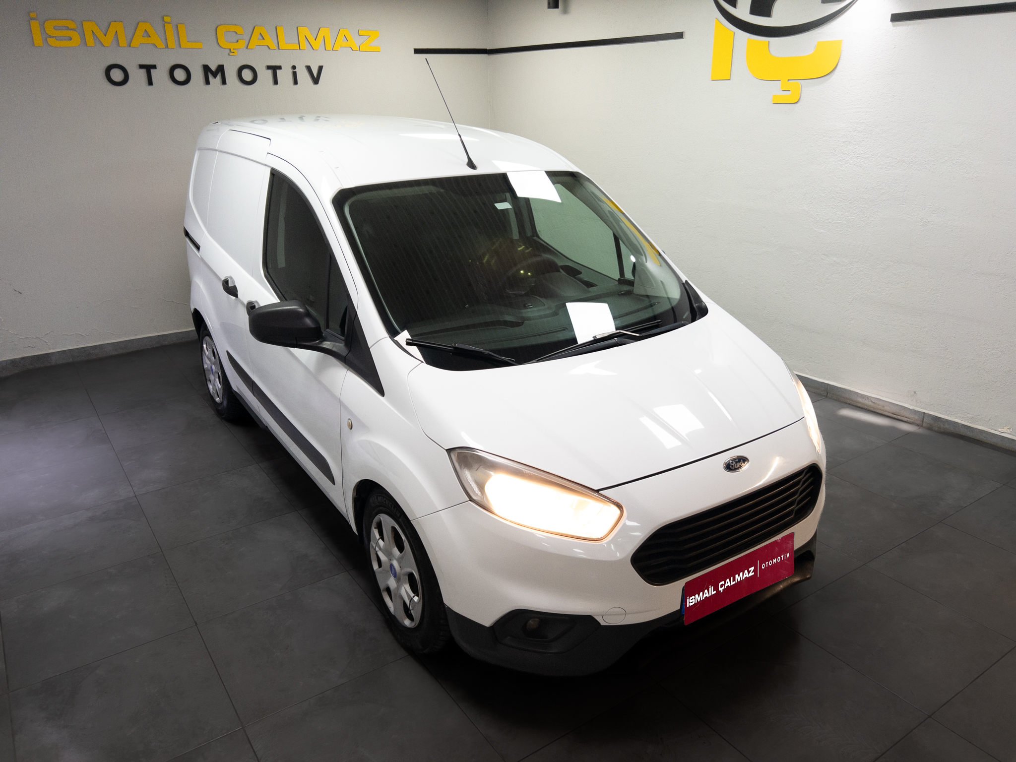 İkinci El FORD TRANSİT COURİER 2018, 2. El FORD TRANSİT COURİER Fiyat Listesi