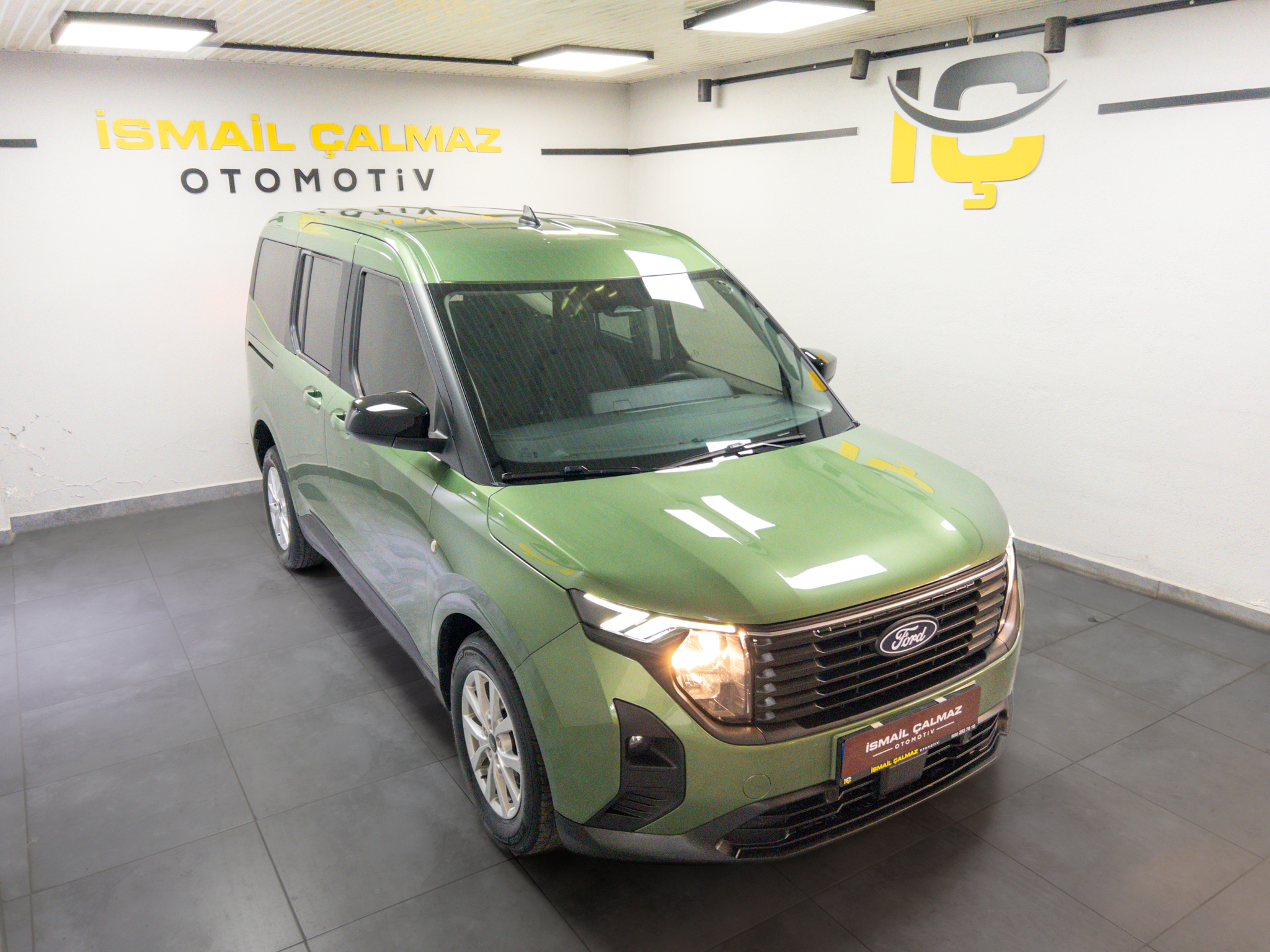 İkinci El FORD TOURNEO COURİER 2023, 2. El FORD TOURNEO COURİER Fiyat Listesi