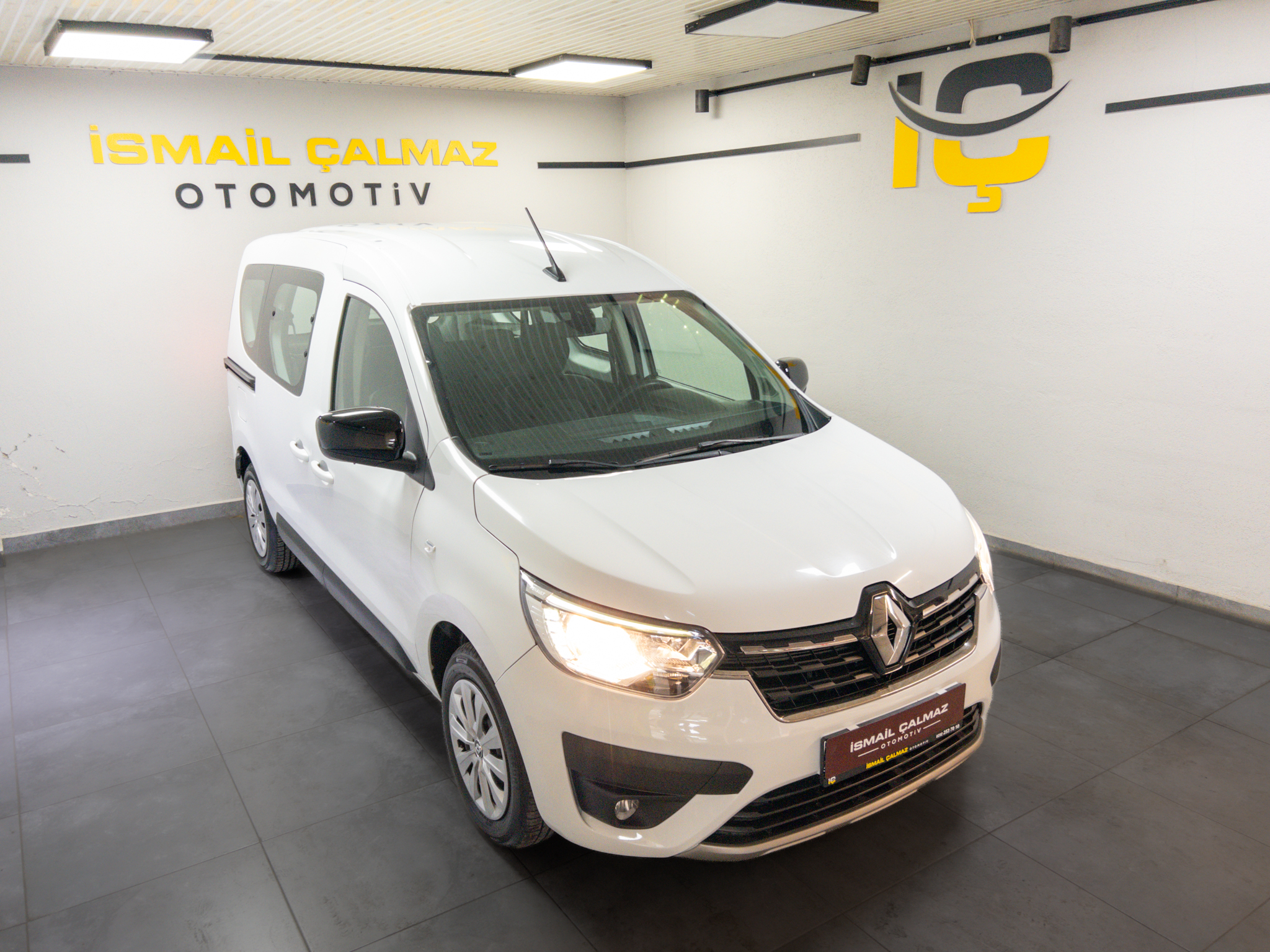 İkinci El RENAULT EXPRESS 2022, 2. El RENAULT EXPRESS Fiyat Listesi