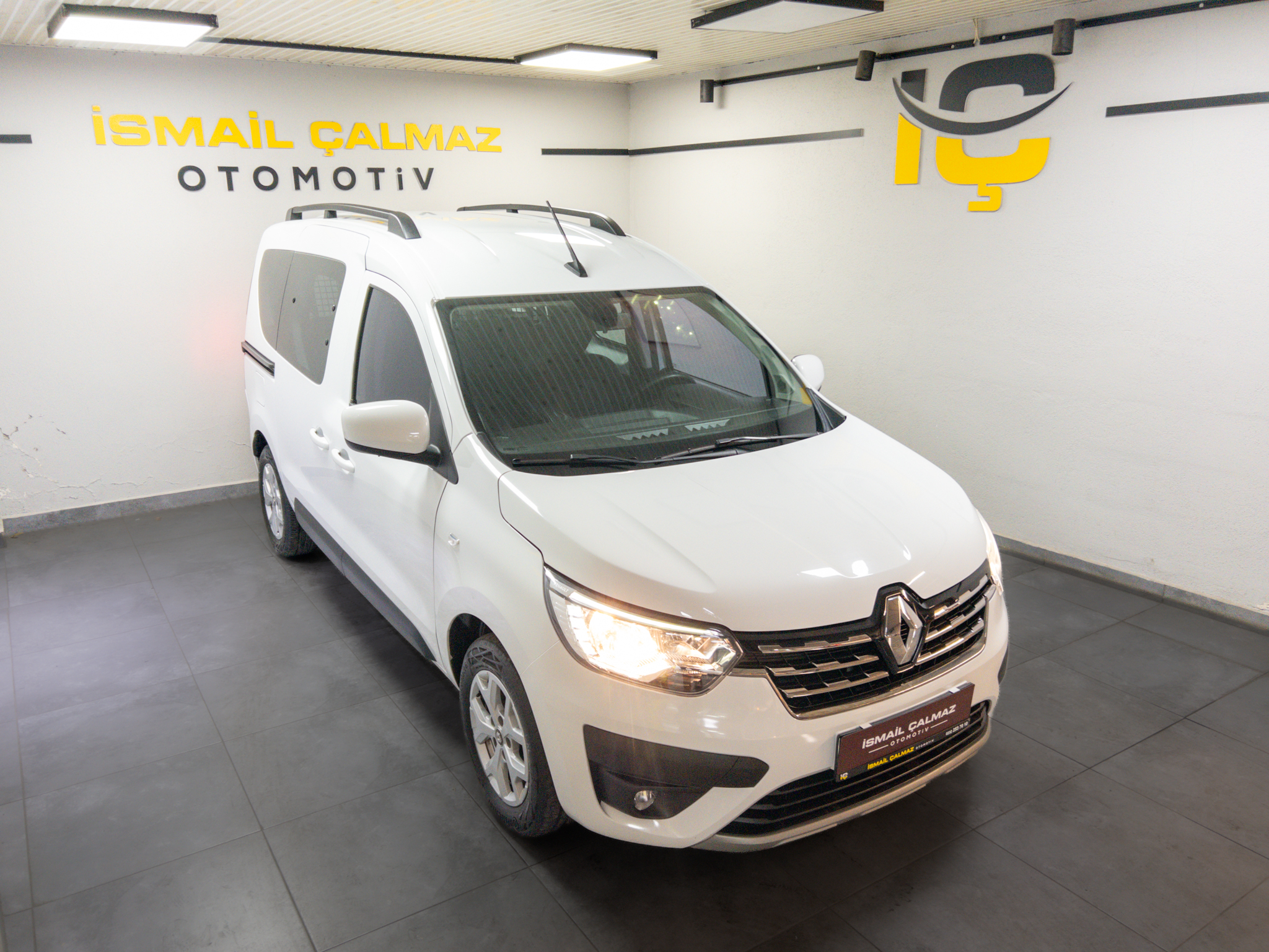 İkinci El RENAULT EXPRESS 2023, 2. El RENAULT EXPRESS Fiyat Listesi
