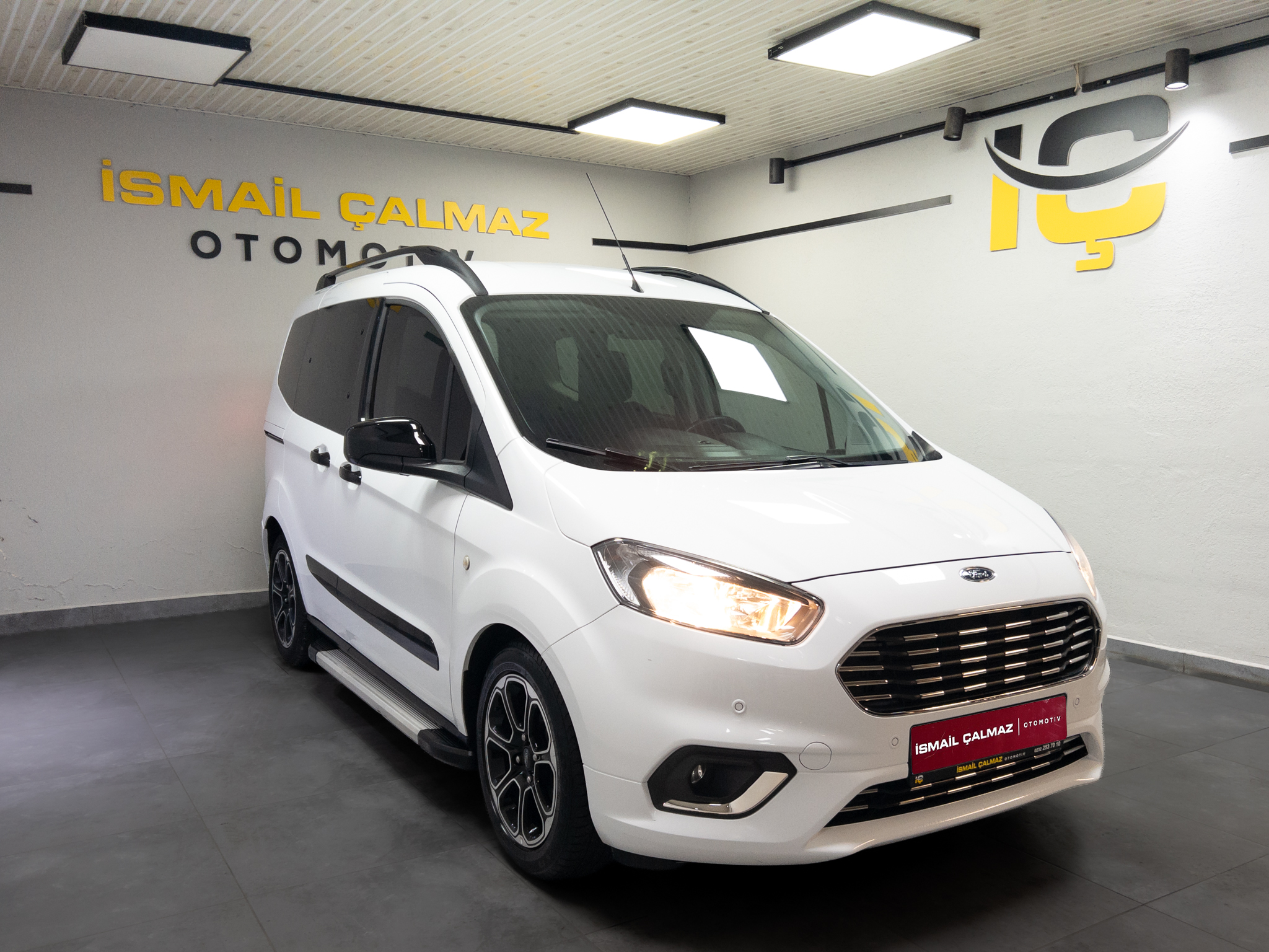 İkinci El FORD TOURNEO COURİER 2023, 2. El FORD TOURNEO COURİER Fiyat Listesi