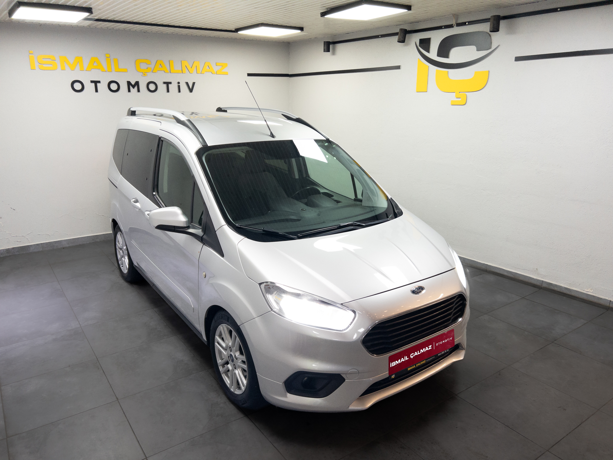 İkinci El FORD TOURNEO COURİER 2021, 2. El FORD TOURNEO COURİER Fiyat Listesi