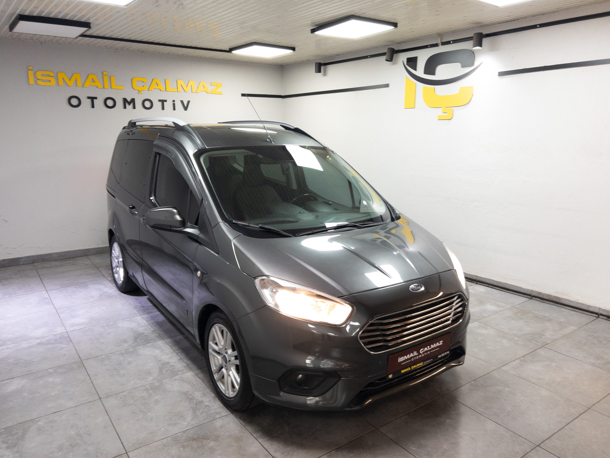 İkinci El FORD TOURNEO COURİER 2019, 2. El FORD TOURNEO COURİER Fiyat Listesi
