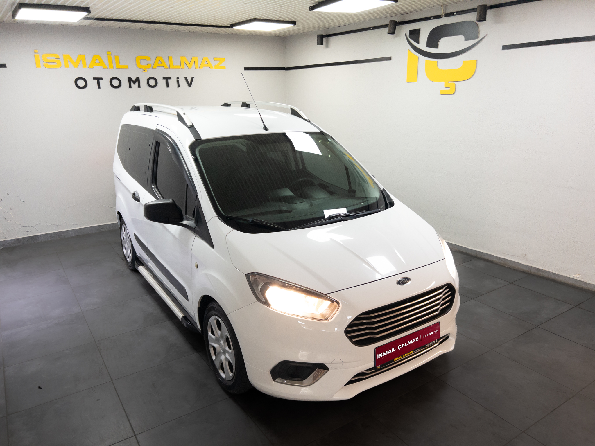 İkinci El FORD TOURNEO COURİER 2020, 2. El FORD TOURNEO COURİER Fiyat Listesi