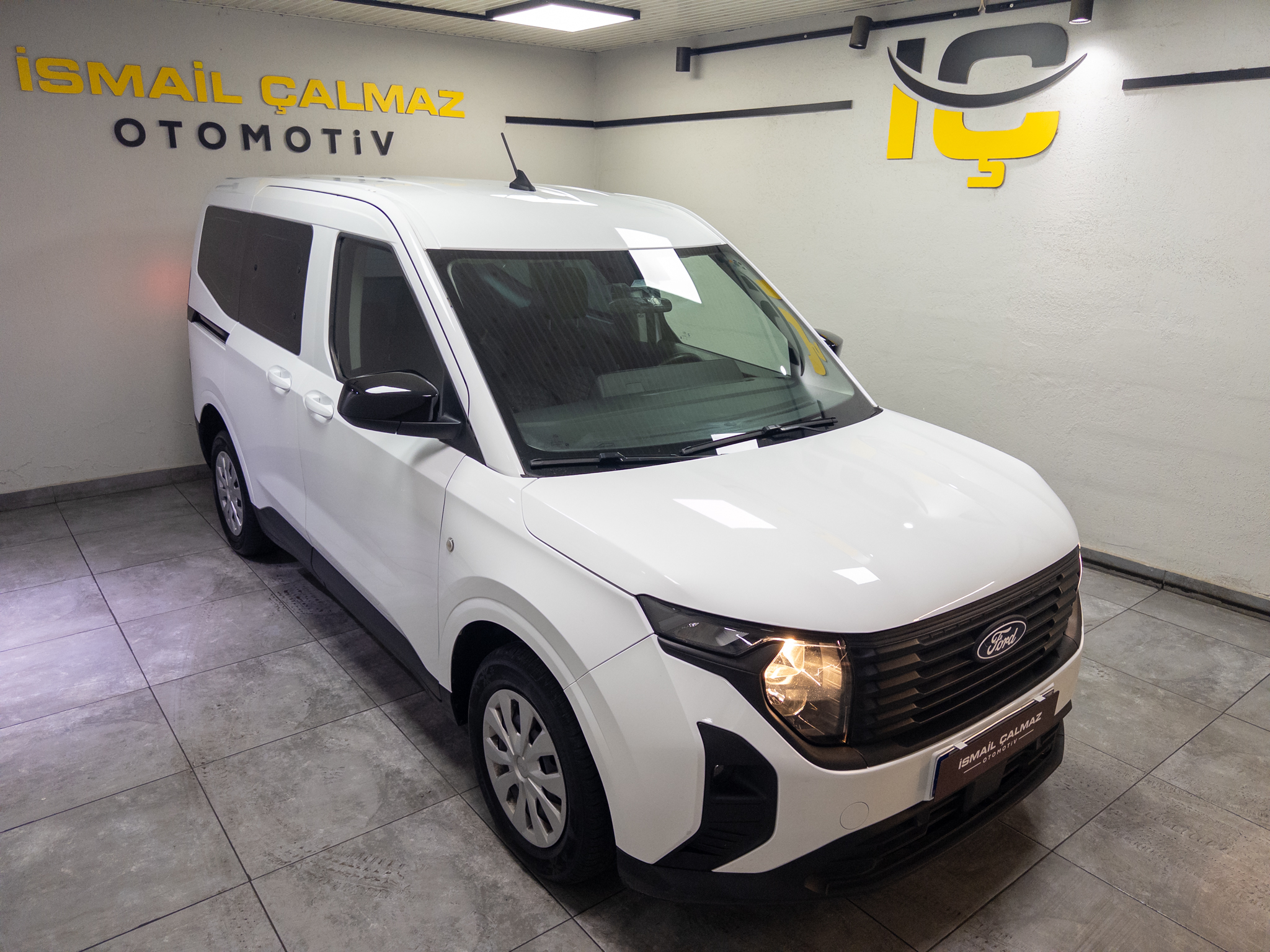 İkinci El FORD TRANSİT COURİER 2024, 2. El FORD TRANSİT COURİER Fiyat Listesi