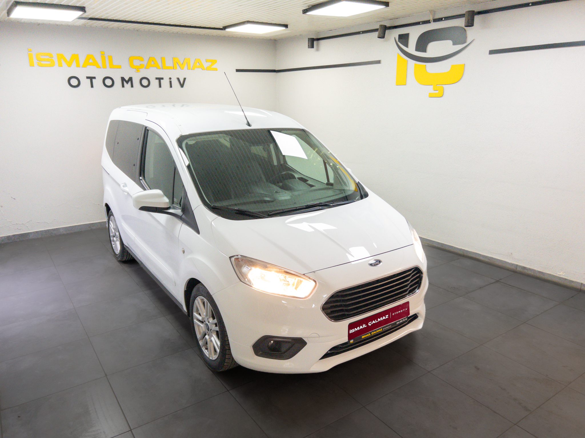 İkinci El FORD TOURNEO COURİER 2023, 2. El FORD TOURNEO COURİER Fiyat Listesi